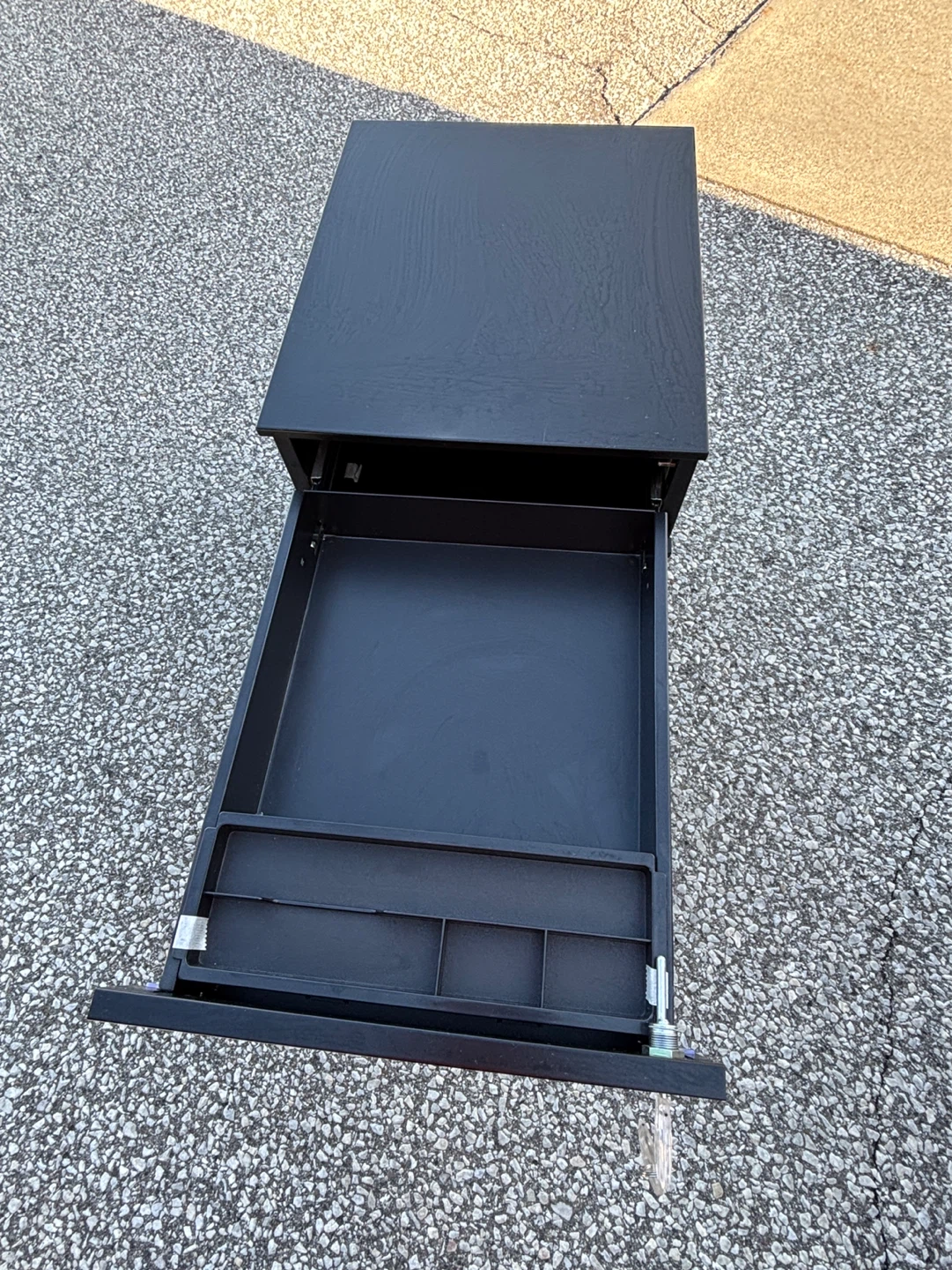 Black 3-Drawer Filing Cabinet with Lock - photo 4