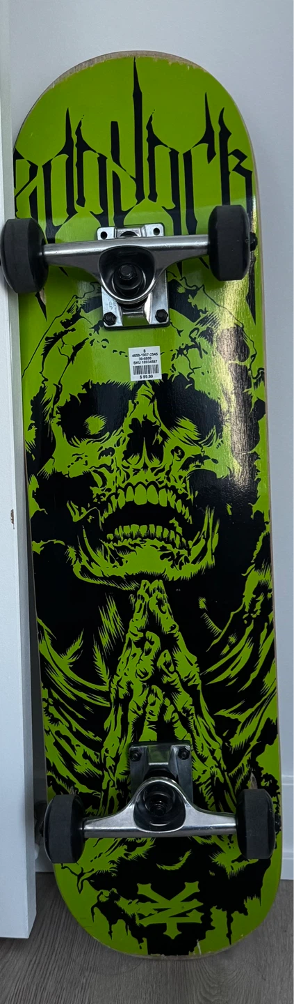 Zero Skateboards Skull Deck