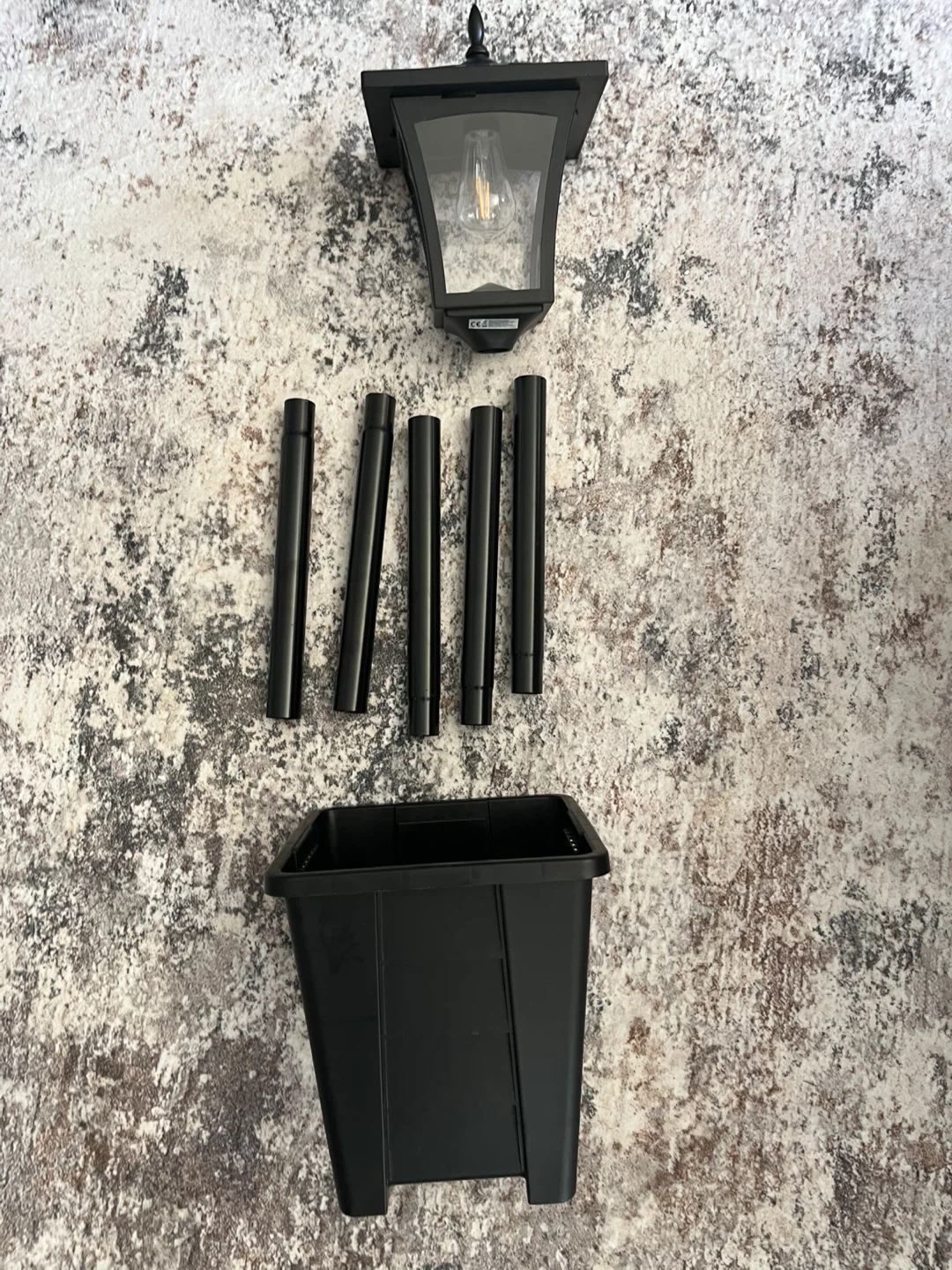 Brand new lamp post with solar light and plant box - photo 5