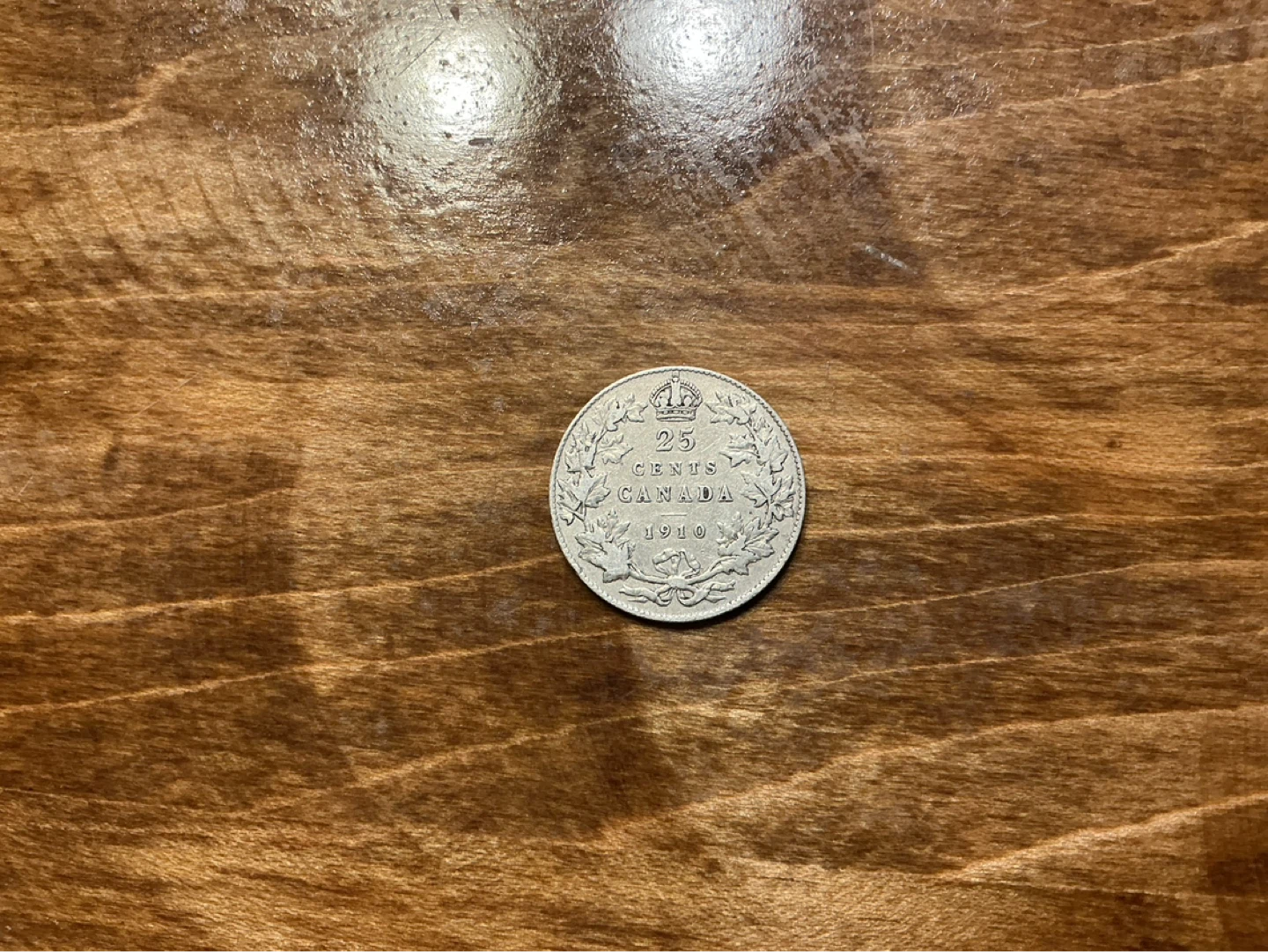 1910 CANADIAN 25 Cents Silver Coin !