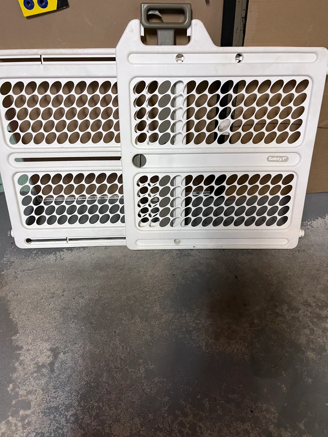 Safety 1st White Baby Gate
