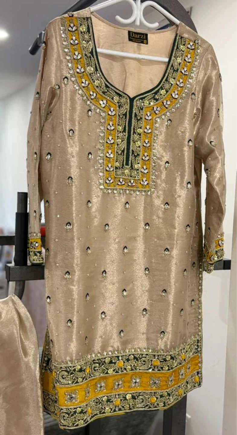 Women's Embellished Kameez Shalwar Set