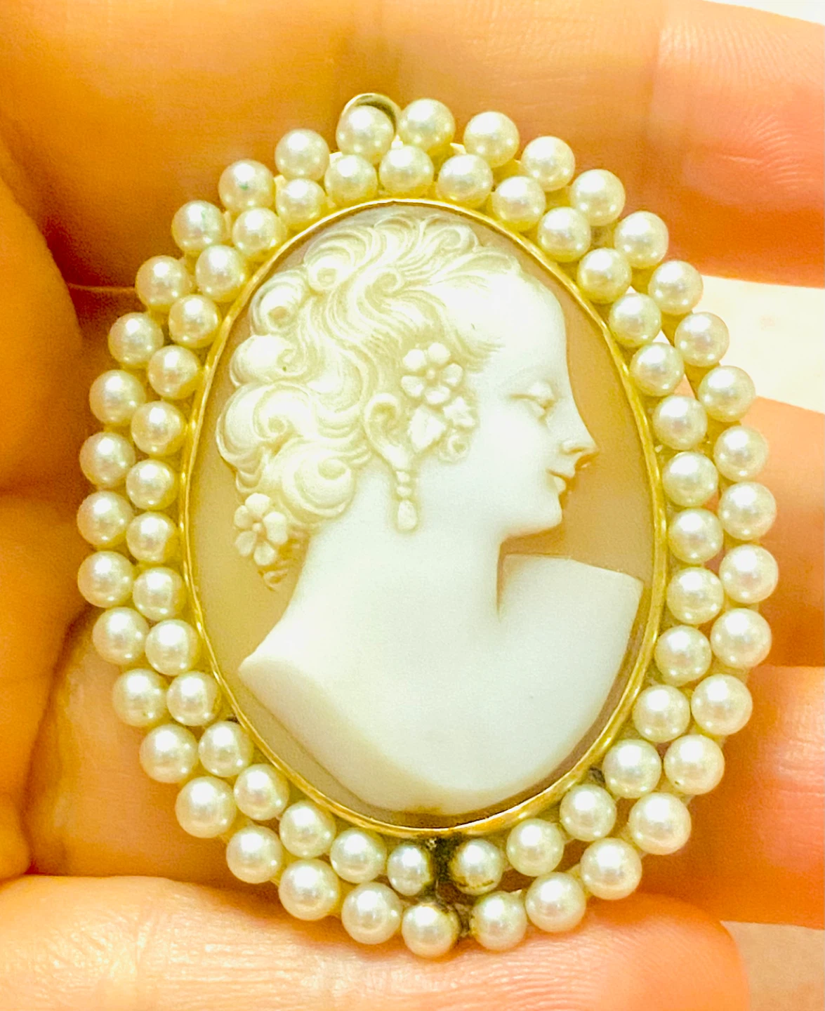 Vintage 14k Gold Cameo Brooch with Pearls - photo 2