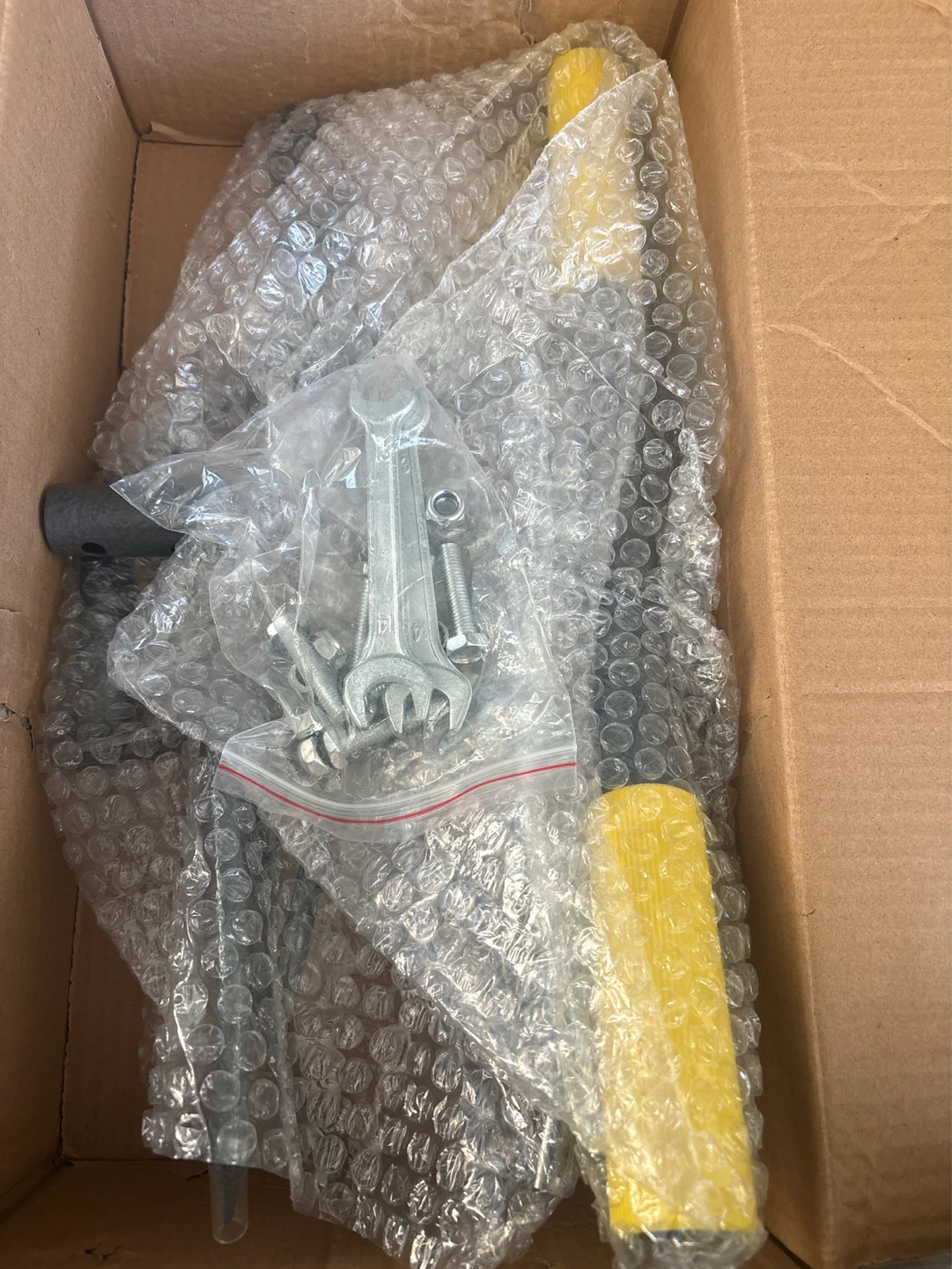Jardineer Manual Twist Tiller Garden Tool - photo 4