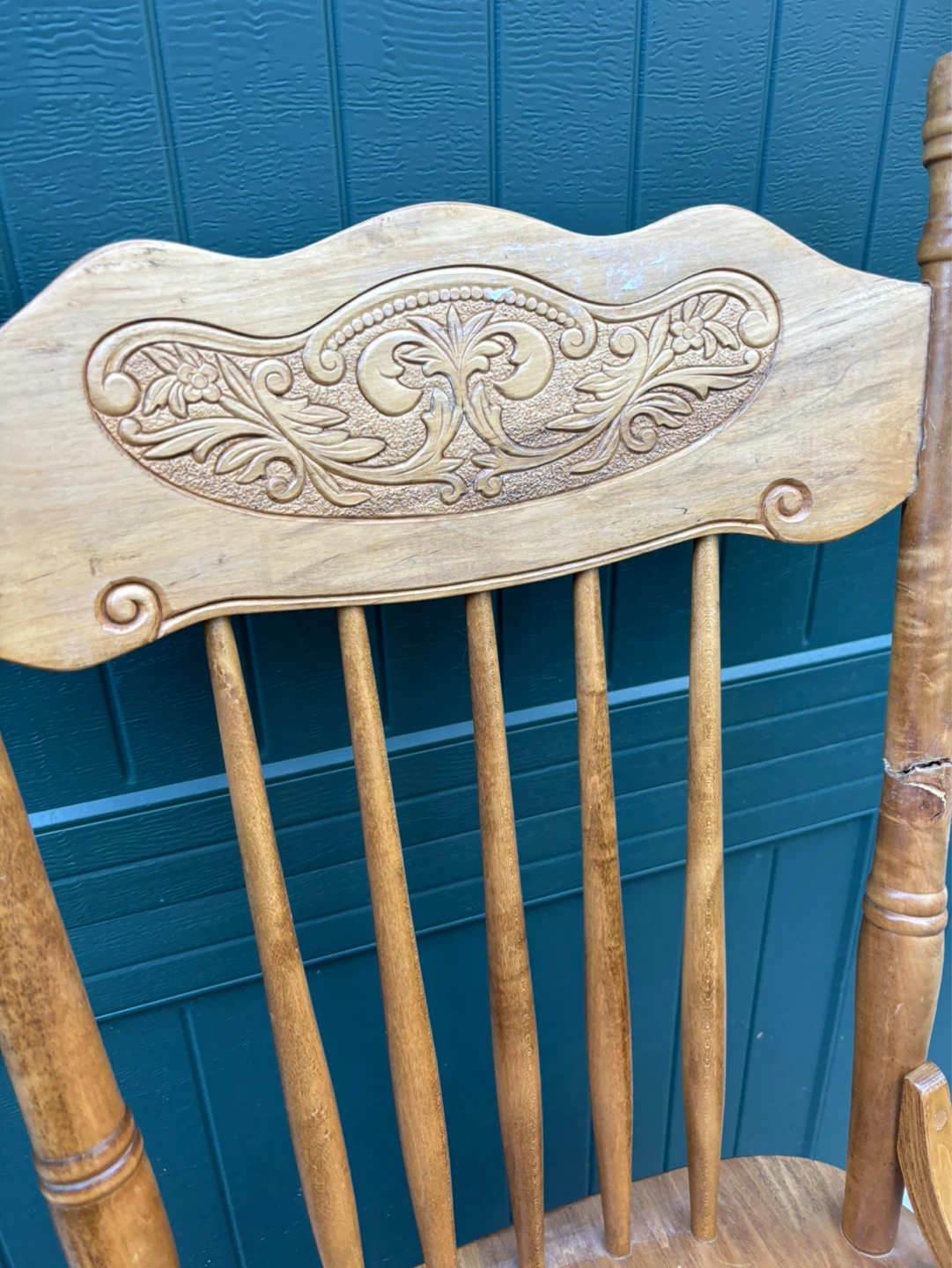 Wooden Spindle Back Accent Chair - photo 3