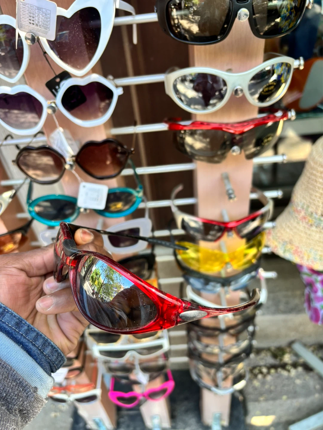 Red Sports Sunglasses - photo 2