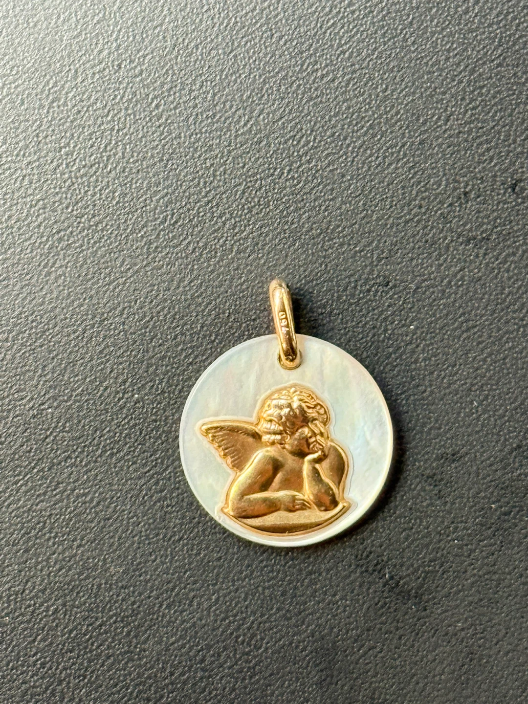Gold Cherub Mother of Pearl Pendant