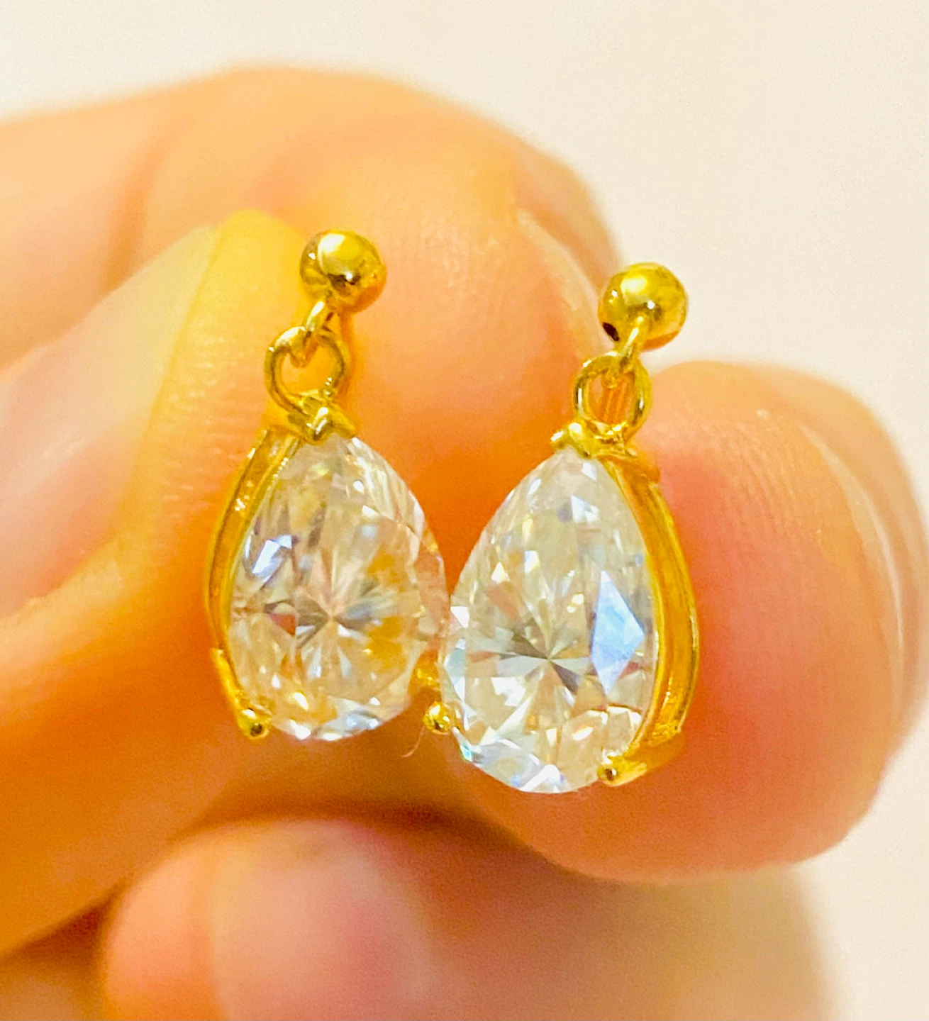 14K Gold Pear-Cut Diamond Drop Earrings - photo 3