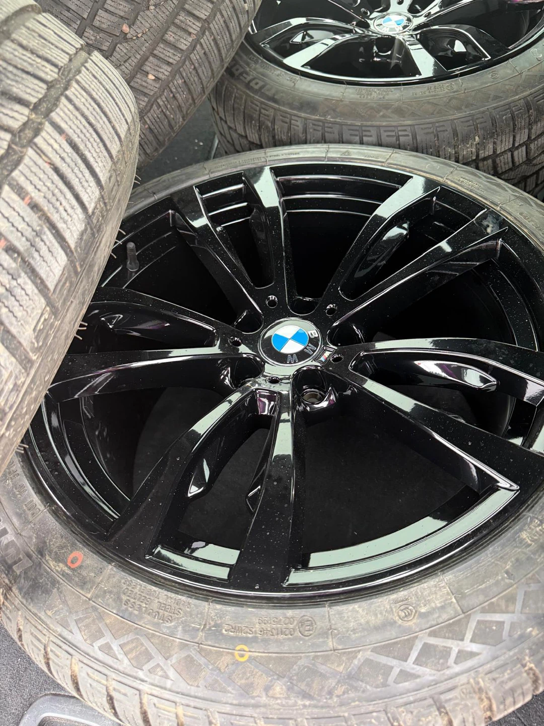 Gloss black BMW X5 M wheels for sale- bolt pattern 5x120mm