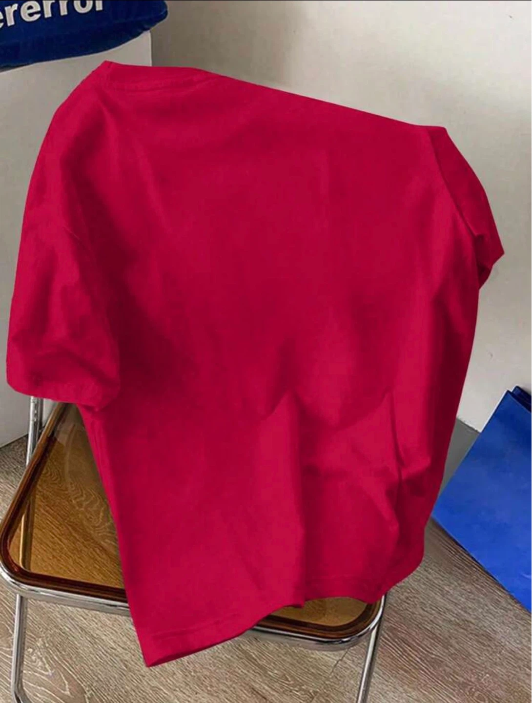 Red Teddy bear print t-shirt, new - photo 3