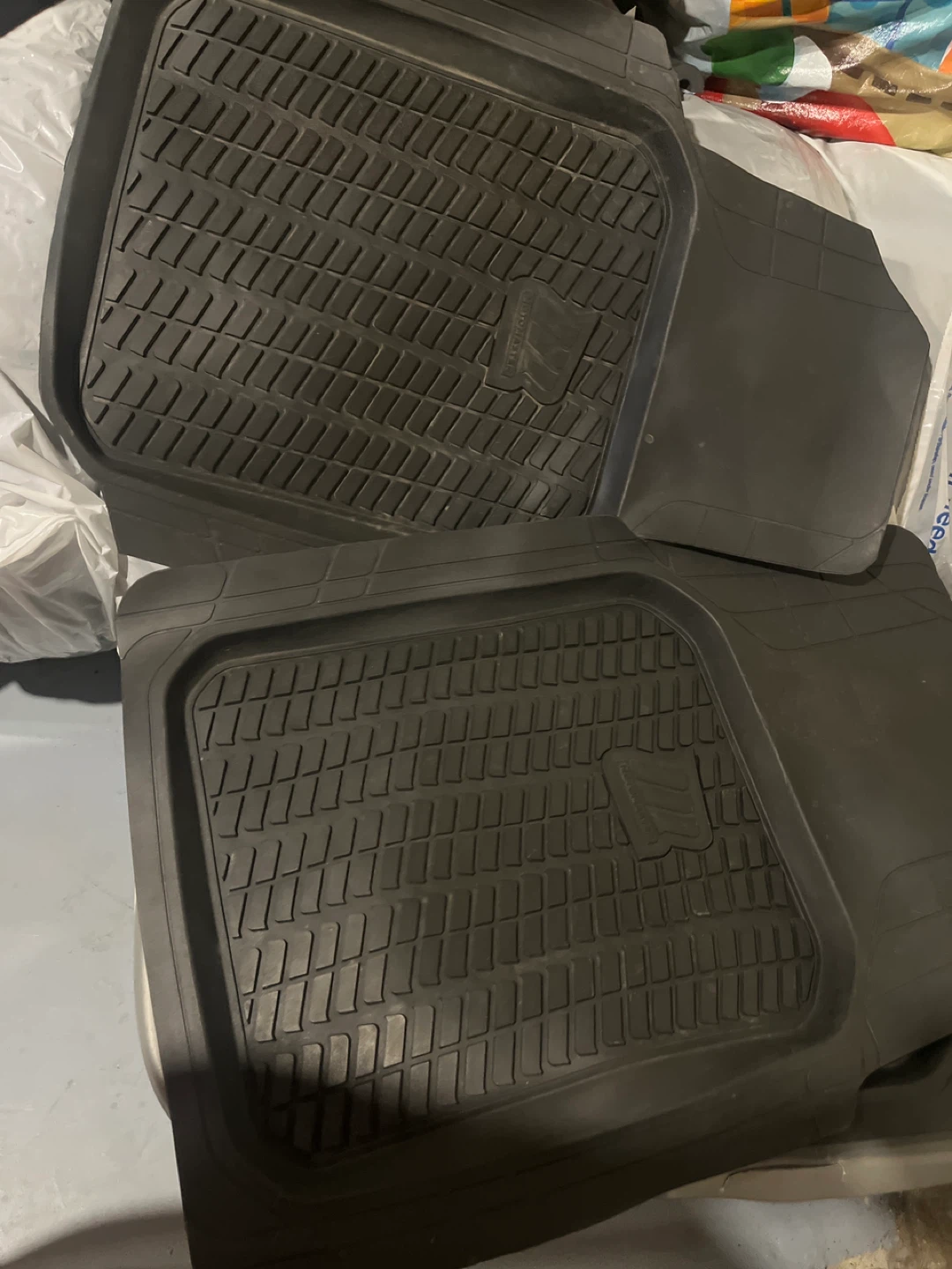 Auto-Lok Rubber Floor Mats Set - photo 2