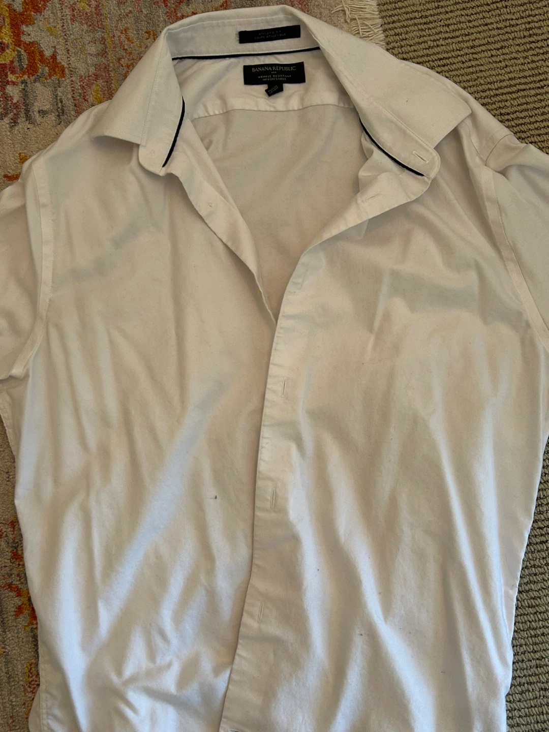 Banana Republic White Button-Up Shirt