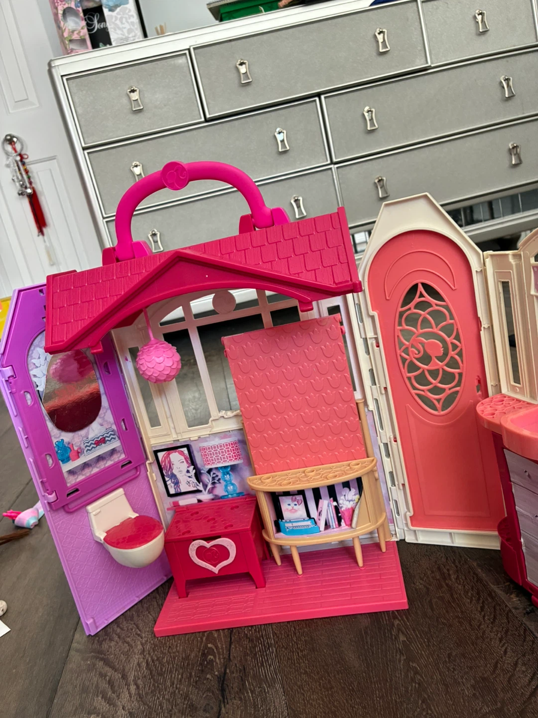 Barbie Dreamhouse Carry Case Playset - photo 3