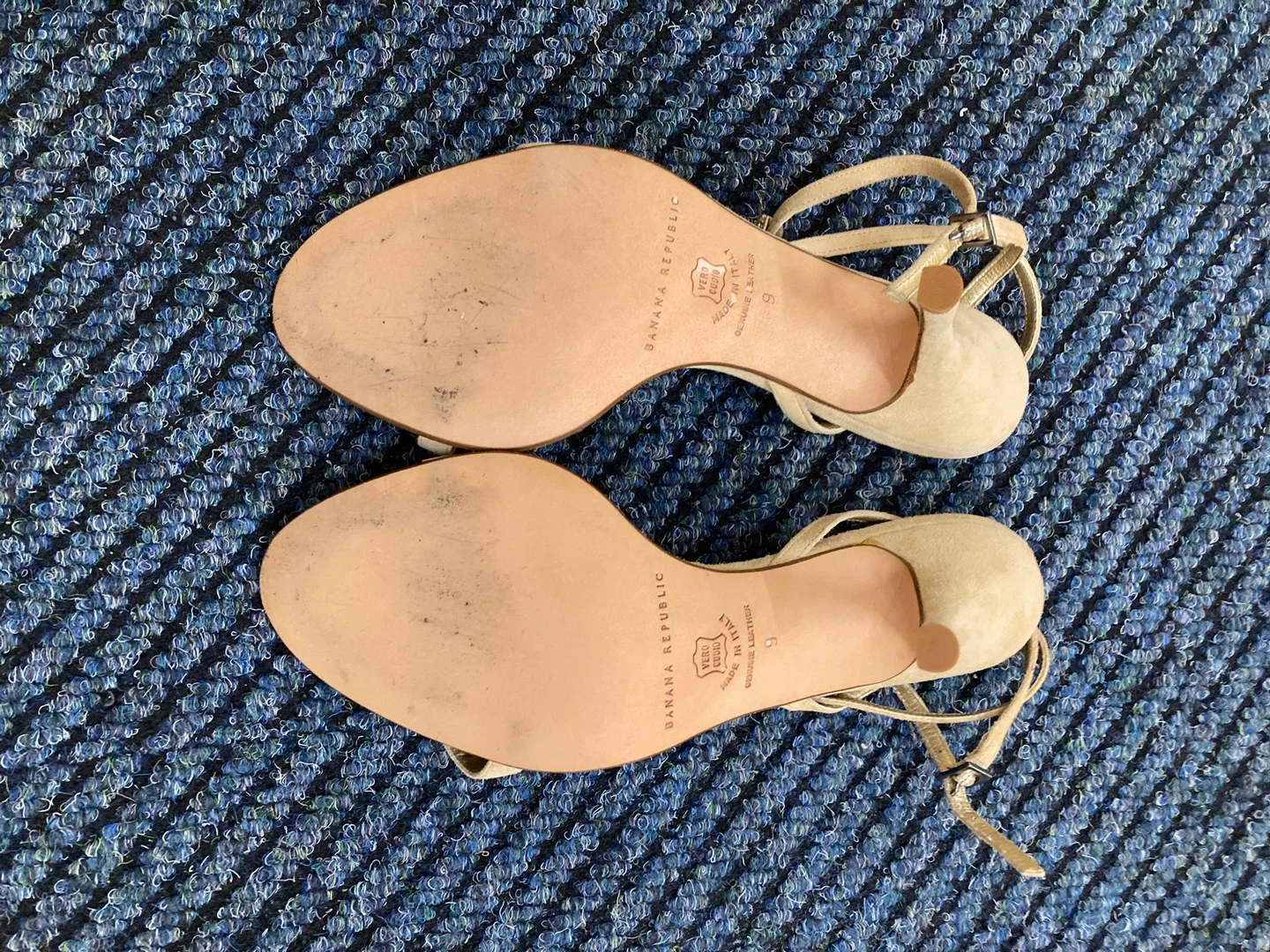 Banana Republic Sadie Heels Size 9 - photo 3