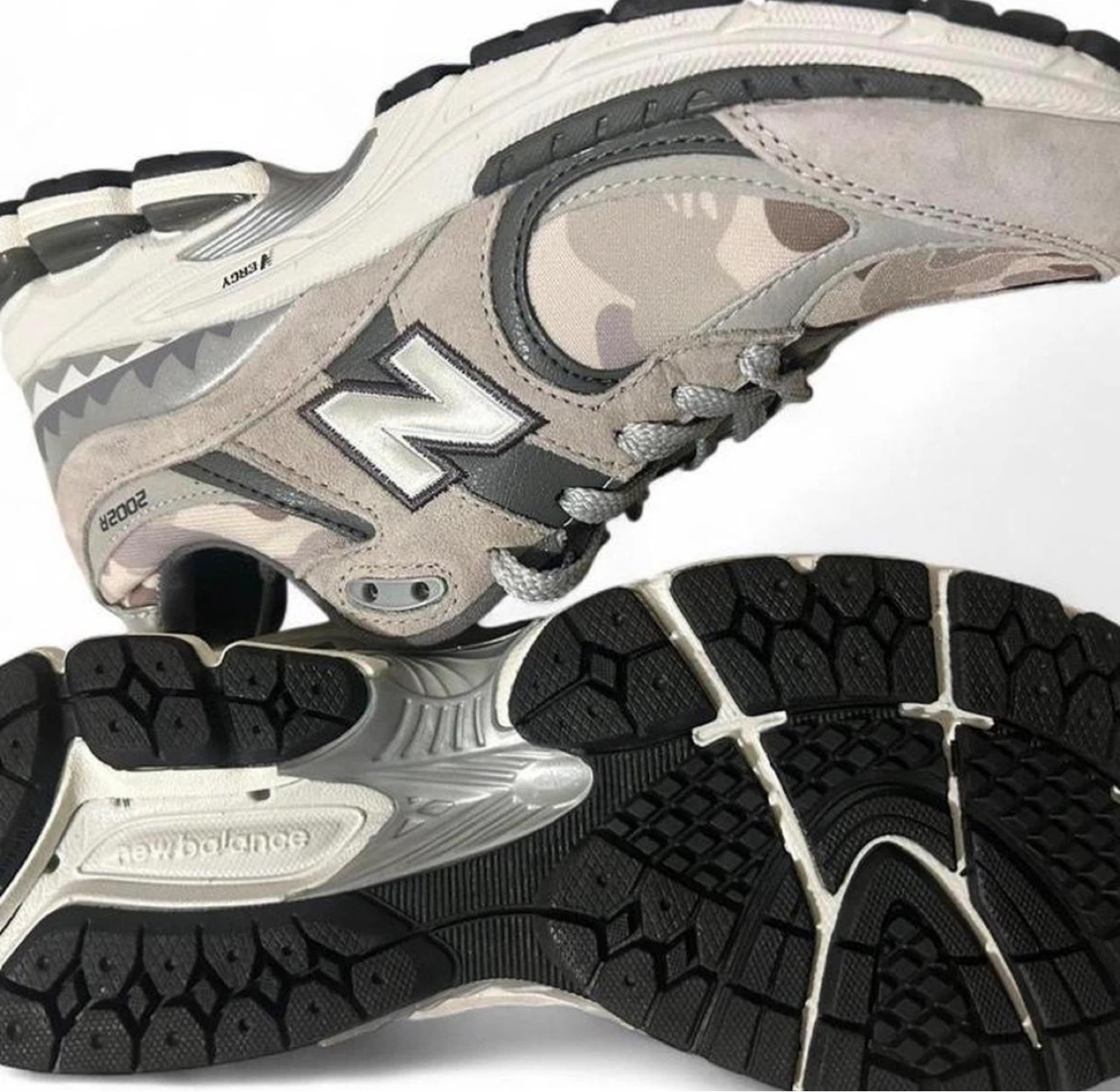 New Balance 2002R Camo Running Shoes - photo 2
