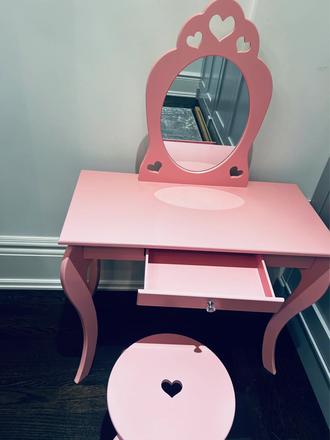 Pink Vanity children table with Stool