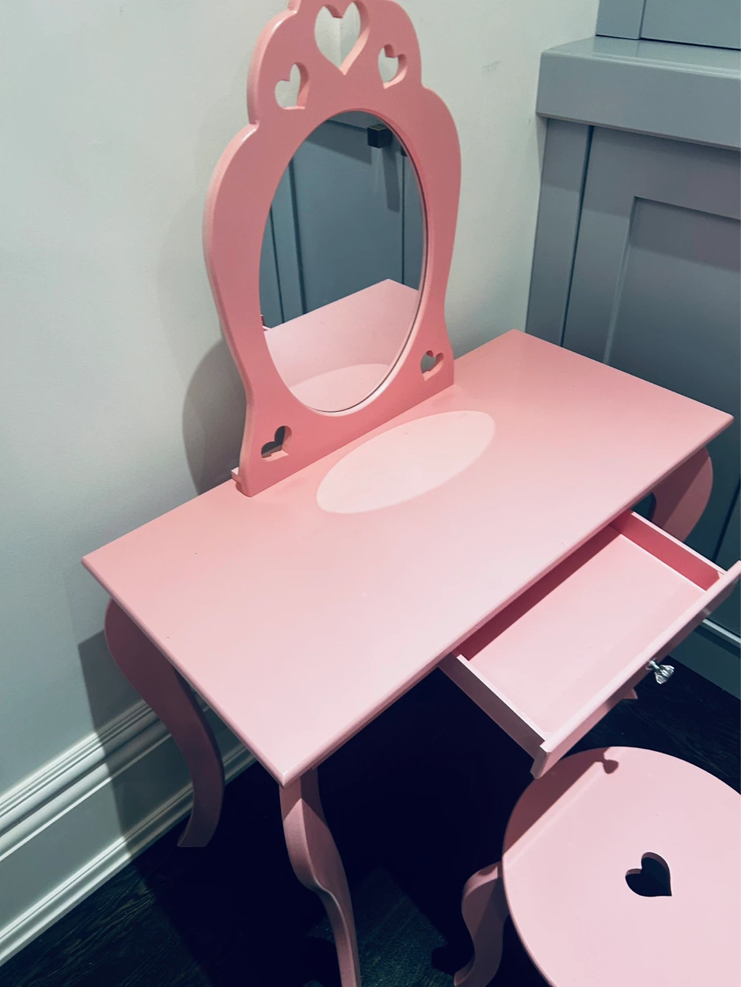 Pink Vanity children table with Stool - photo 2