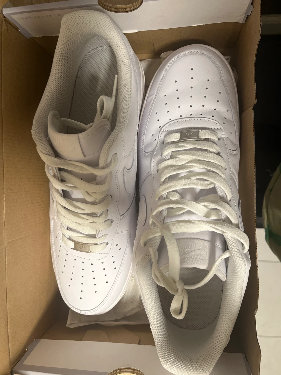 Nike Air Force 1 '07 White Shoes Size 13 - photo 2