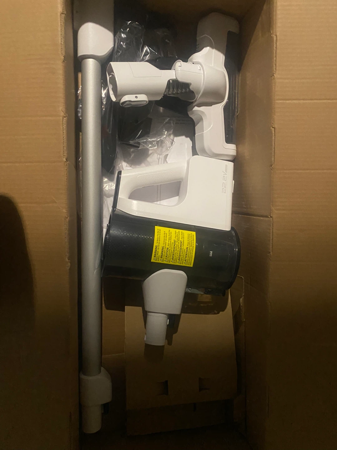 Amazon Basics Cordless Stick Vacuum Cleaner - photo 2