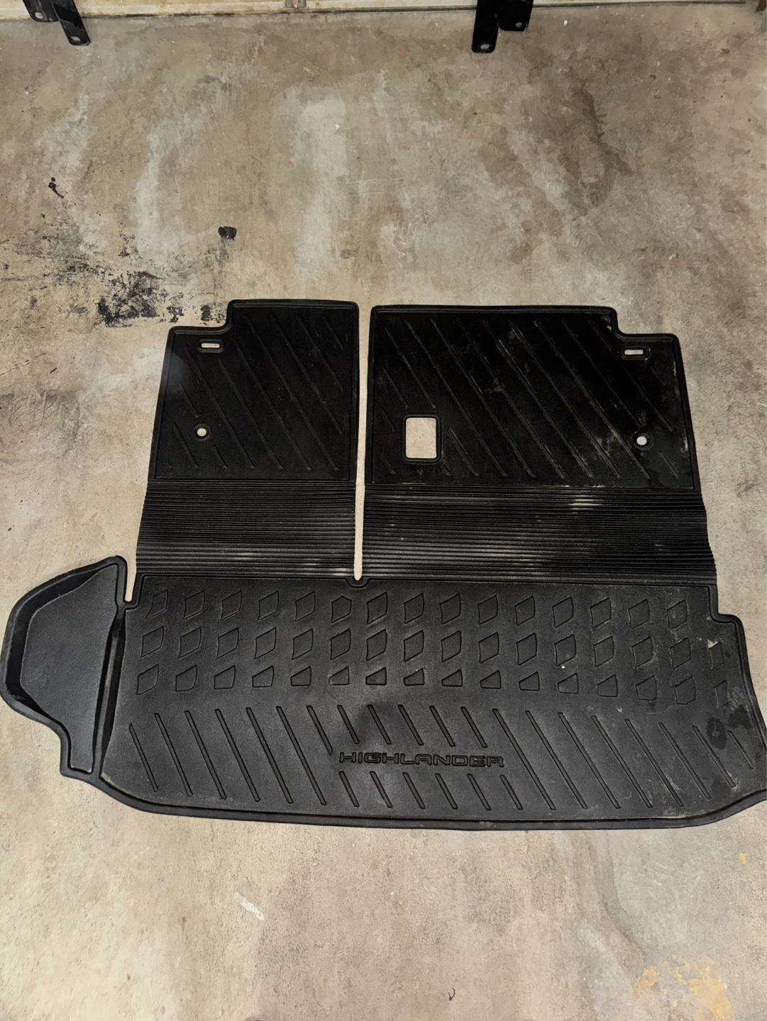 Original Toyota Highlander Trunk Liner