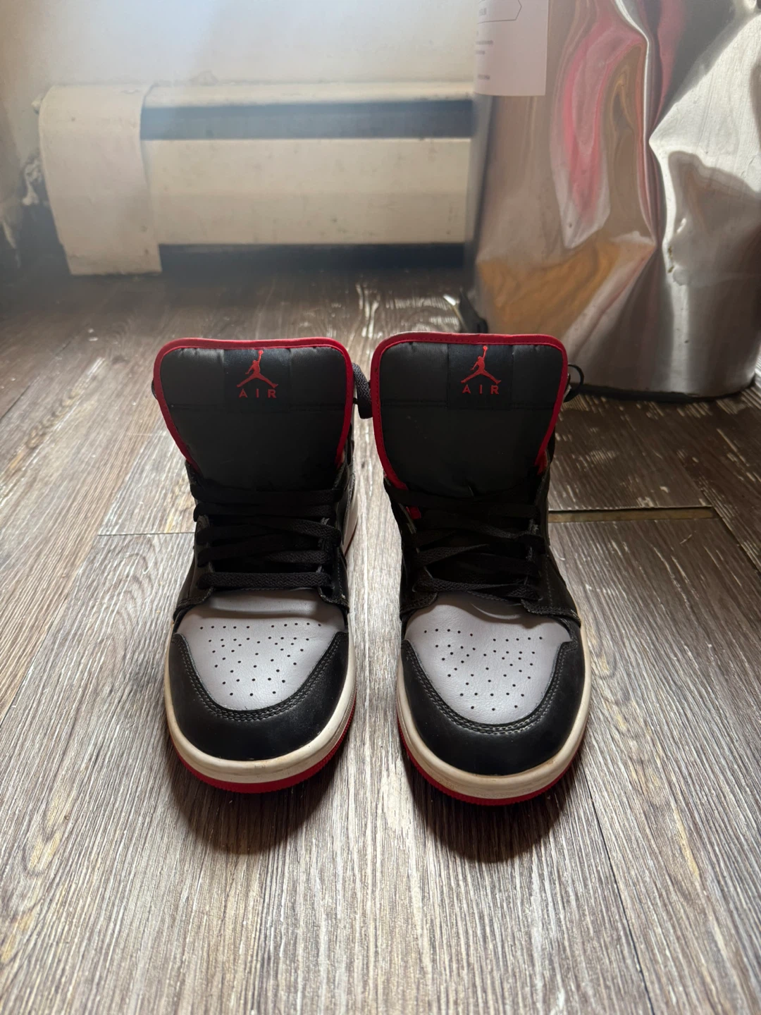 Jordan 1 Mid Bred Shadow - photo 2