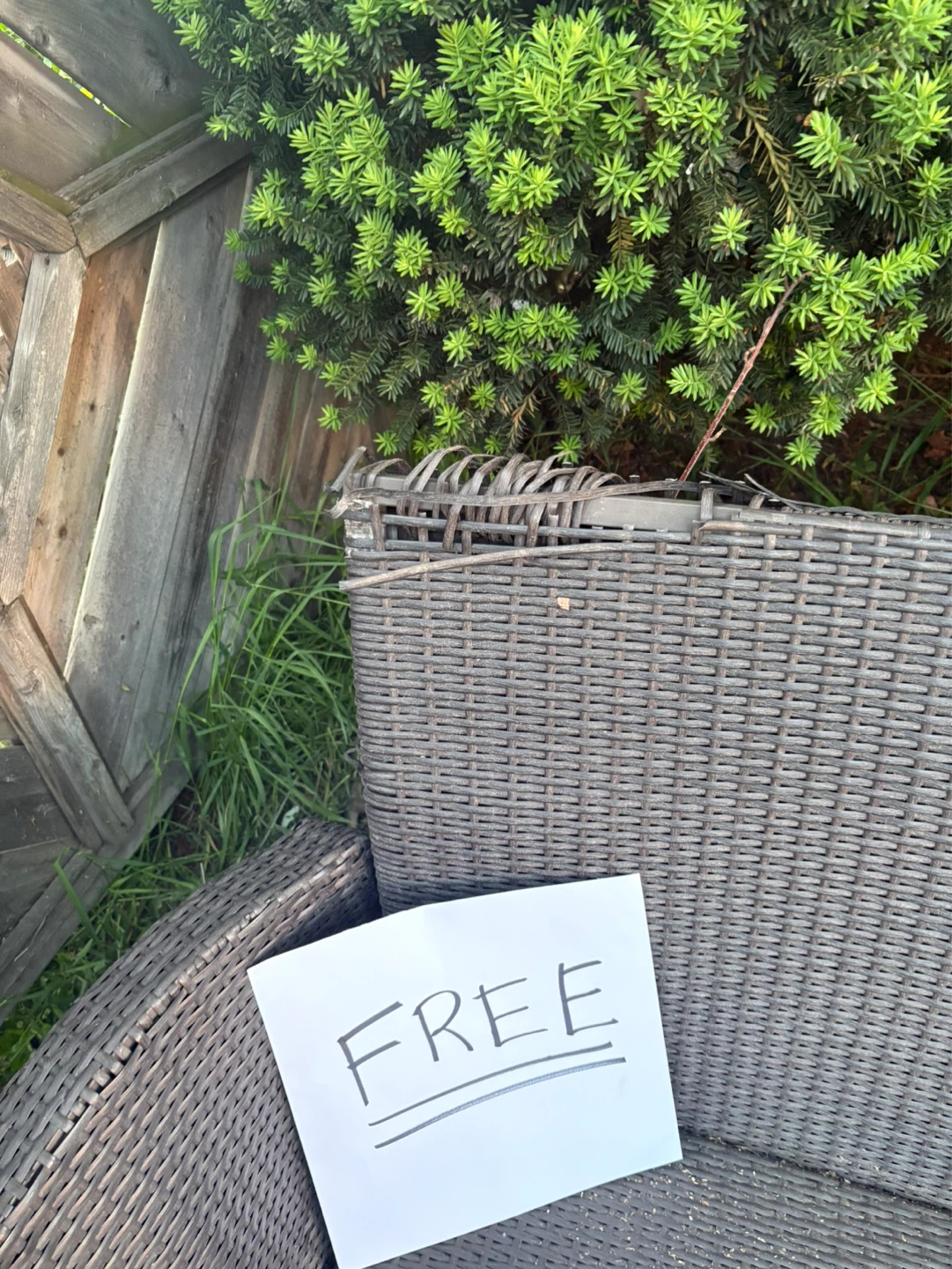 Patio Furniture Set - Wicker Chairs and Table - photo 2