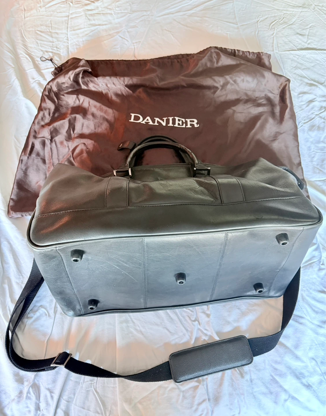 Danier Black Leather Tote Bag + Dust Bag - photo 4