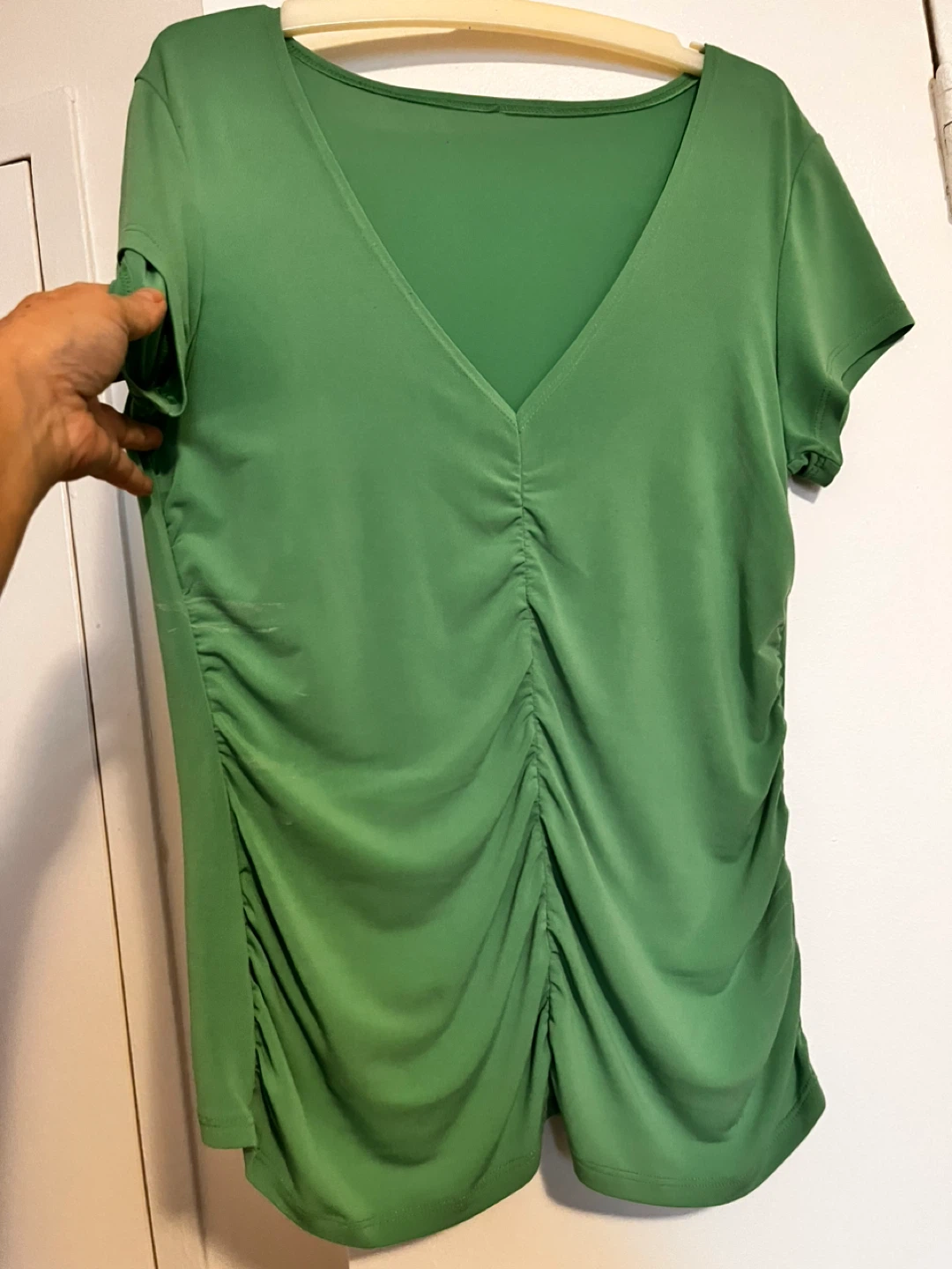 Green Ruched V-Neck T-Shirt S/M size - photo 2