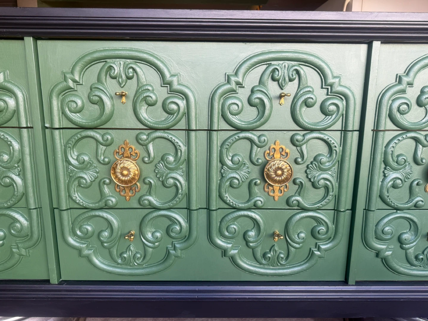 Green Dresser with Ornate Detailing and Floral Linings - photo 2