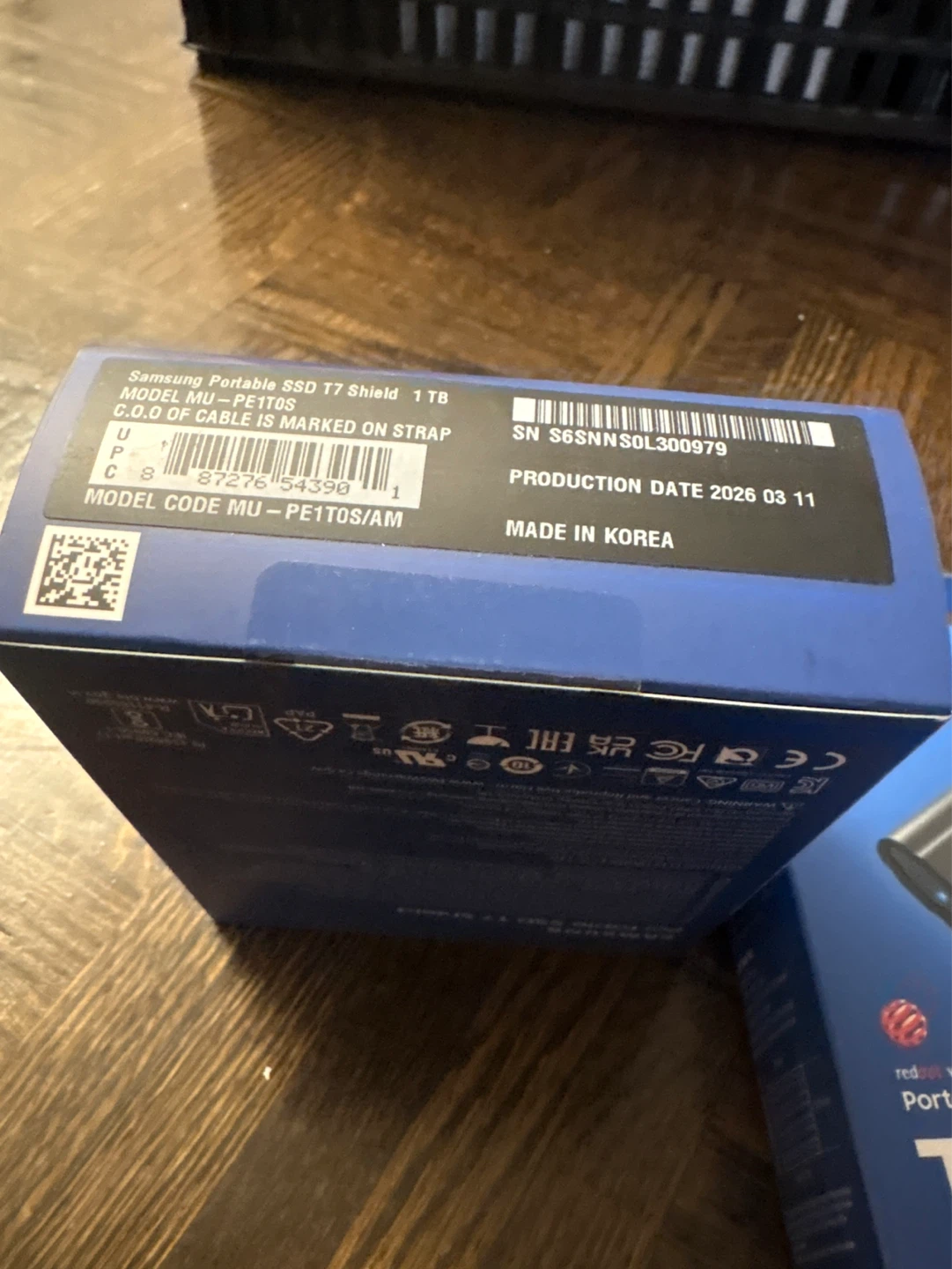 Samsung Portable SSD T7 Shield 1TB - photo 2