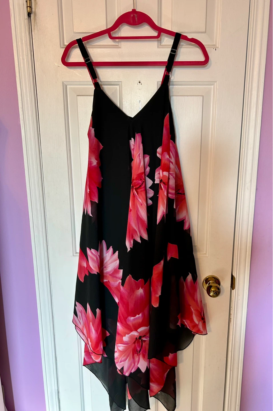 Suzy Shier Black and Pink Floral Dress - photo 3