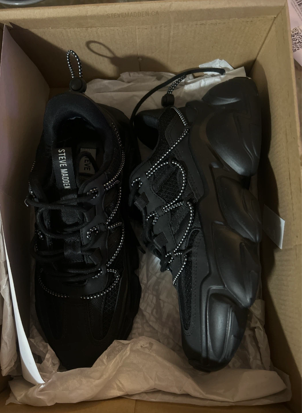 Steve Madden Black Chunky Sneakers