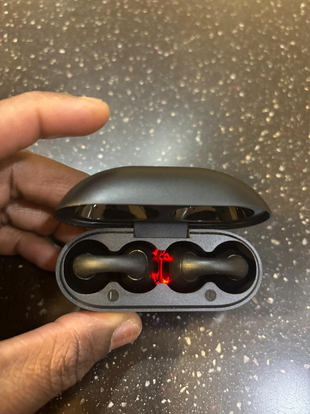 YYK-Q71 Clip-on Wireless Earbuds - photo 3