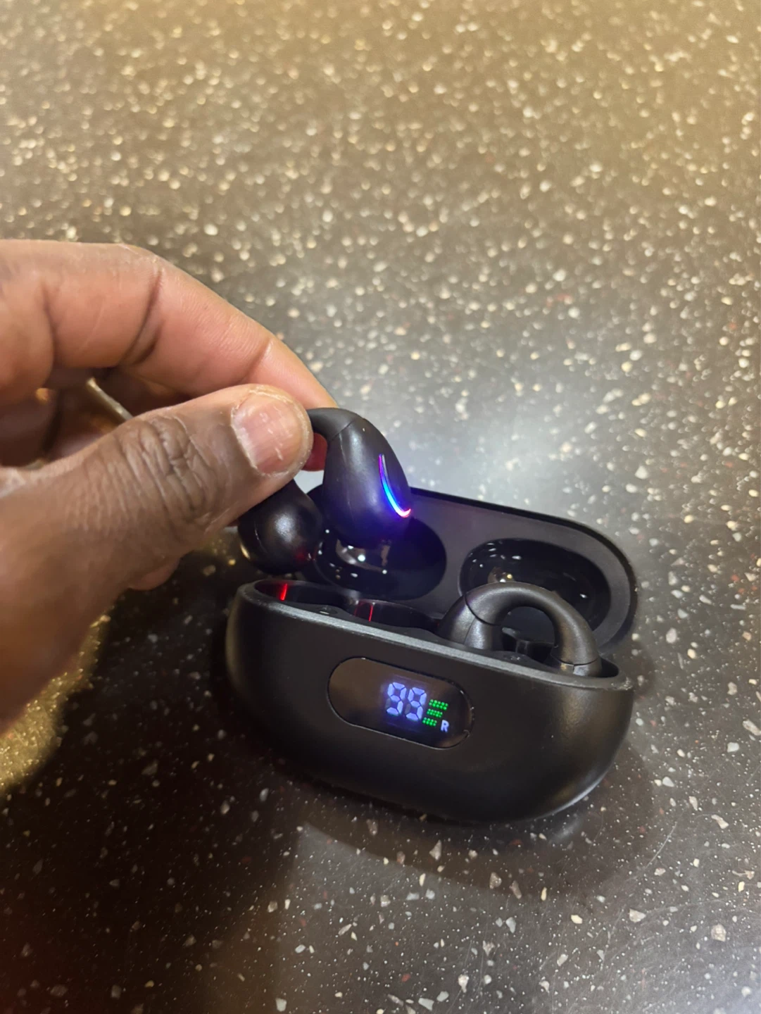 YYK-Q71 Clip-on Wireless Earbuds - photo 2