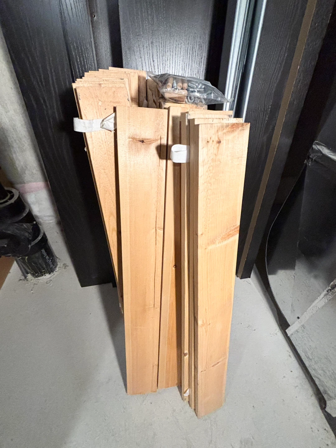 IKEA MALM Queen Bed Frame - photo 4