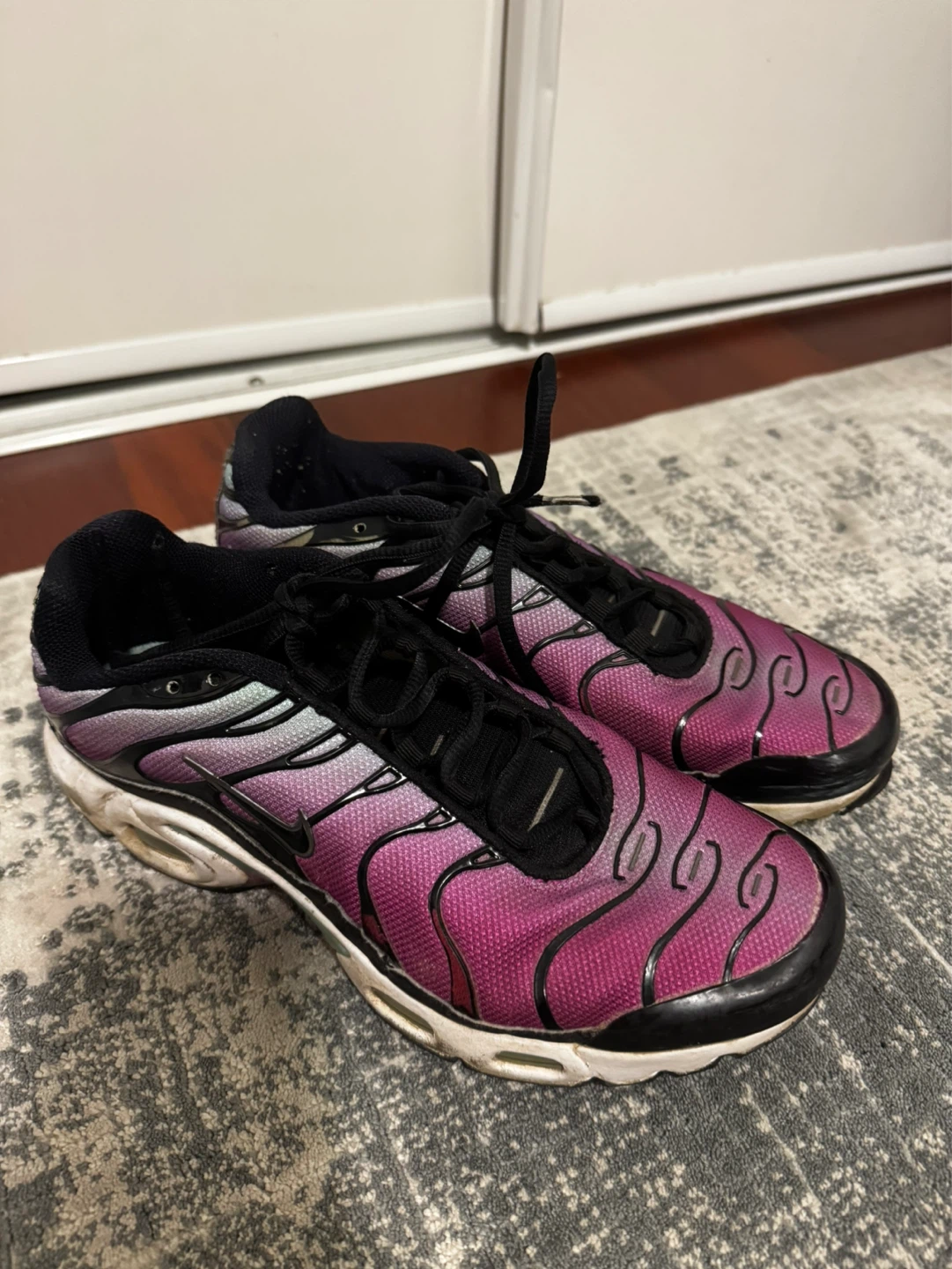 Nike Air Max TN Shoes Size 7Y