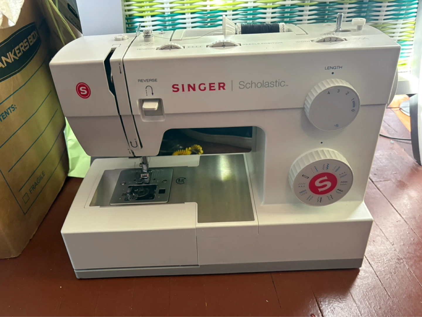 Singer Scholastic 5523 Sewing Machine