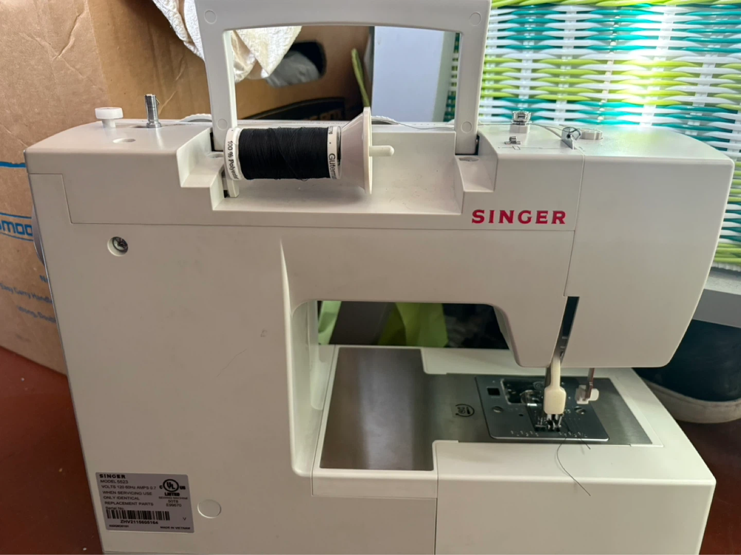 Singer Scholastic 5523 Sewing Machine - photo 4