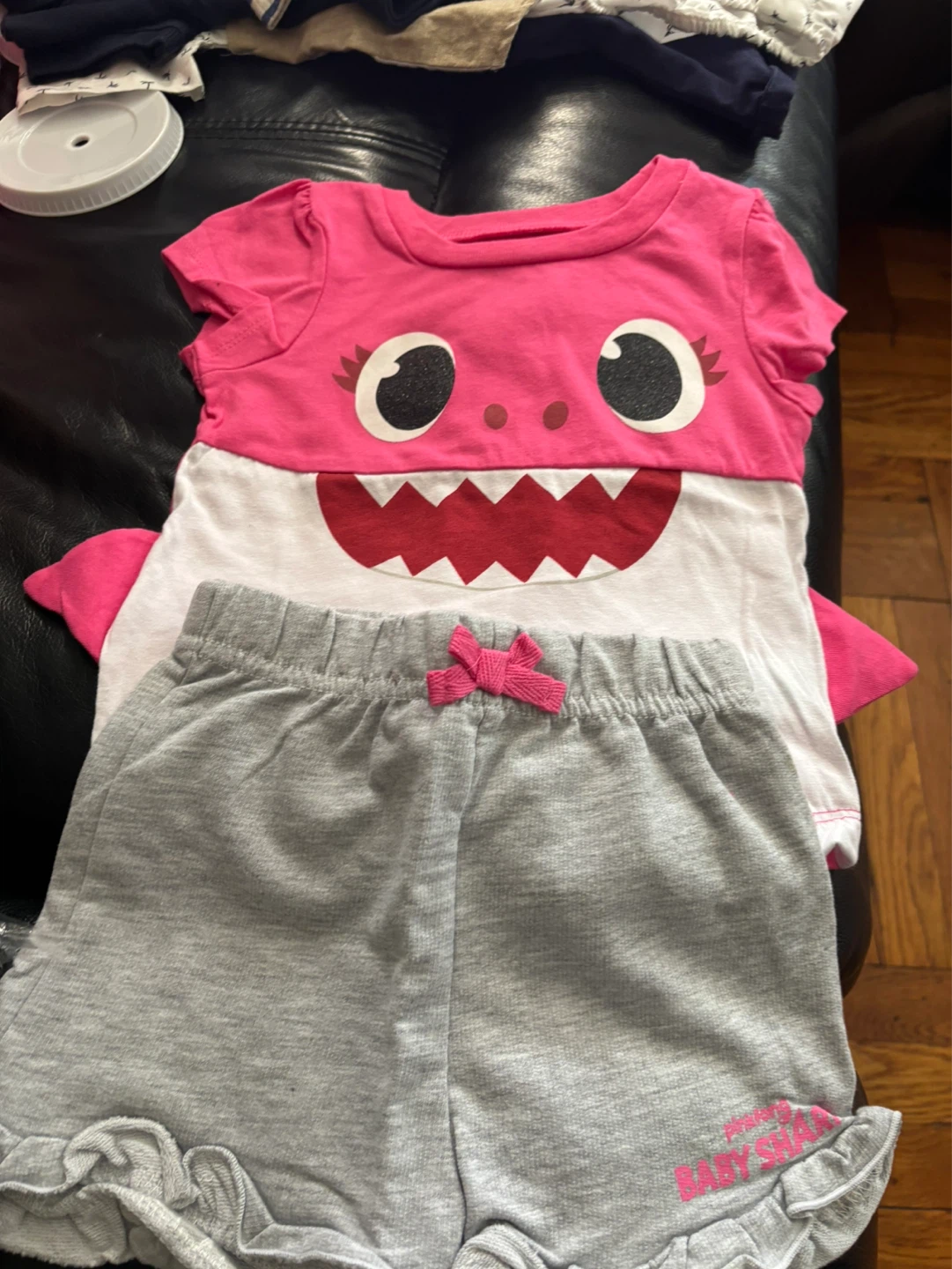 Pinkfong Baby Shark Toddler Girls T-Shirt & Shorts Set 2T Pink
