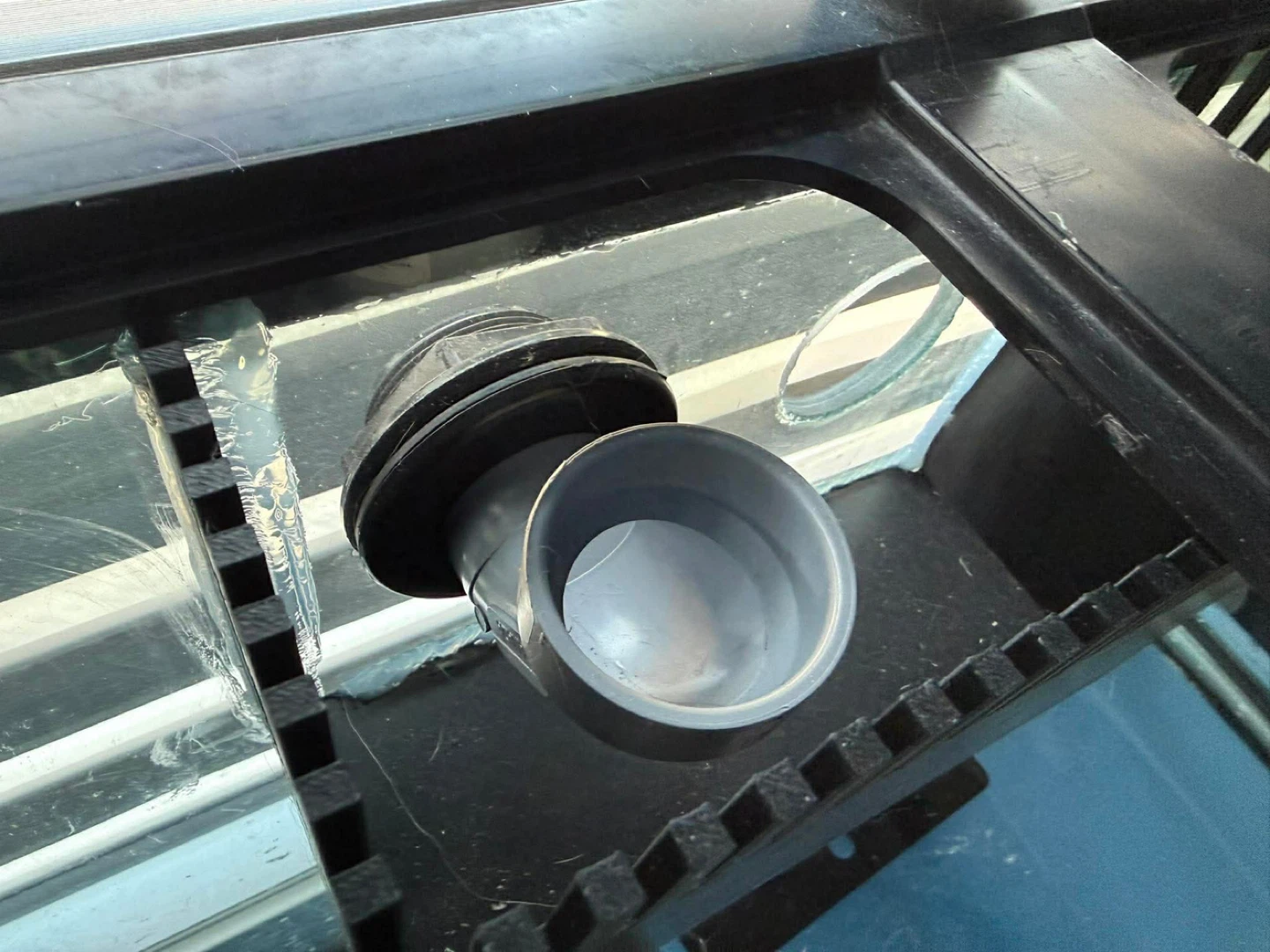 Custom Aquarium with Stand - photo 2