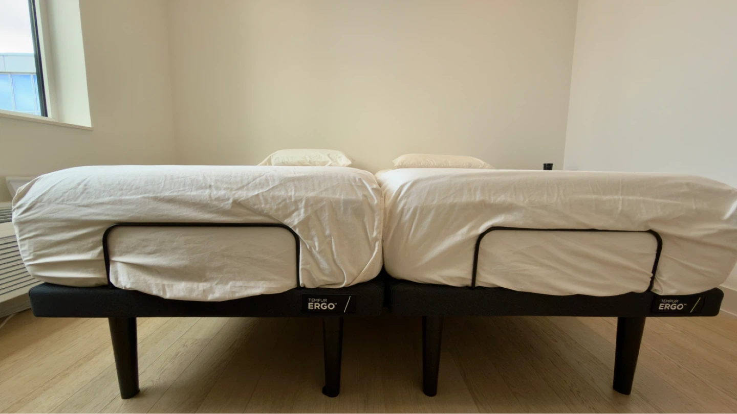 Tempur-Pedic Ergo Twin XL Adjustable Base Beds (2) - photo 3