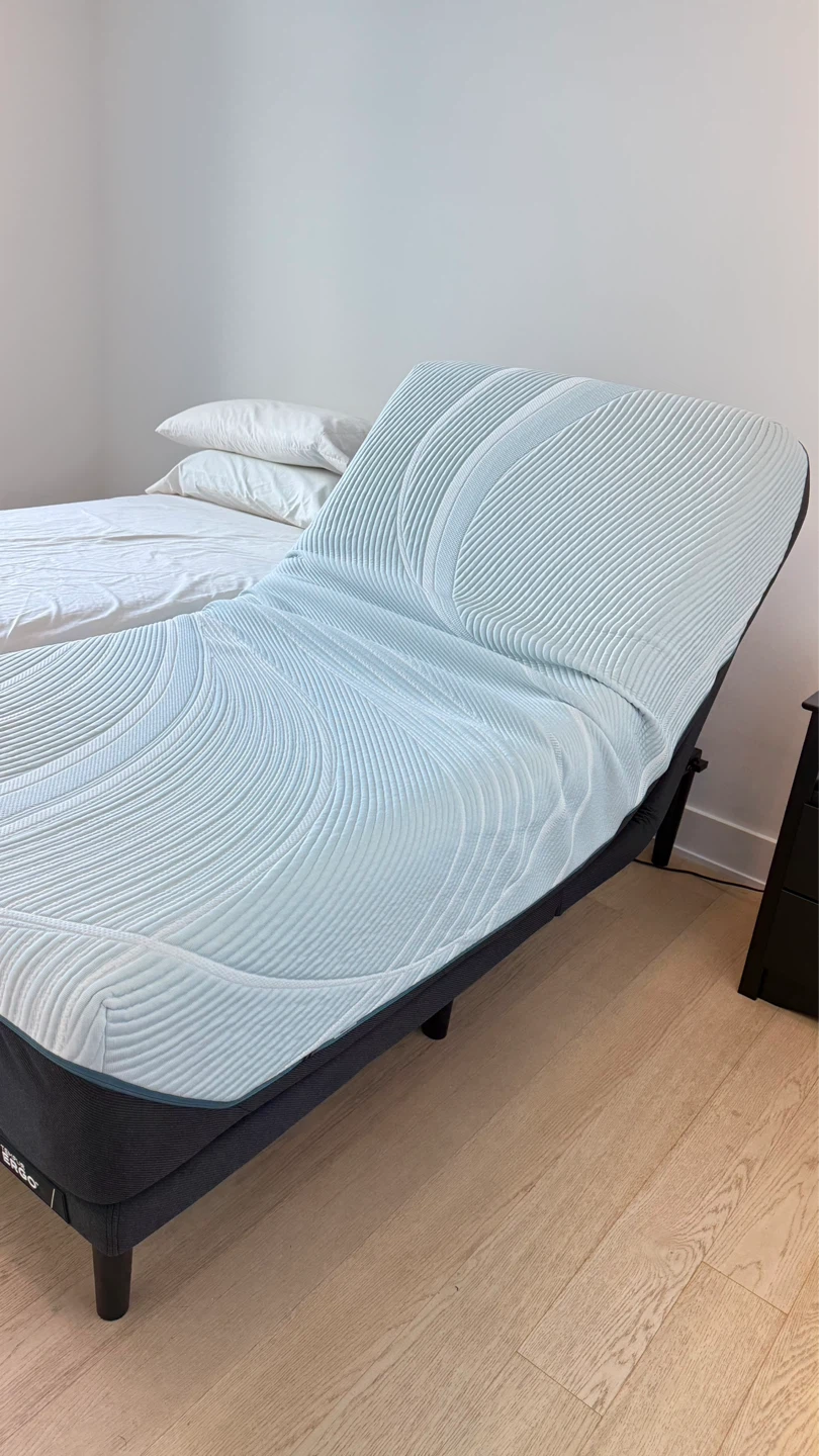 Tempur-Pedic Ergo Twin XL Adjustable Base Beds (2) - photo 2