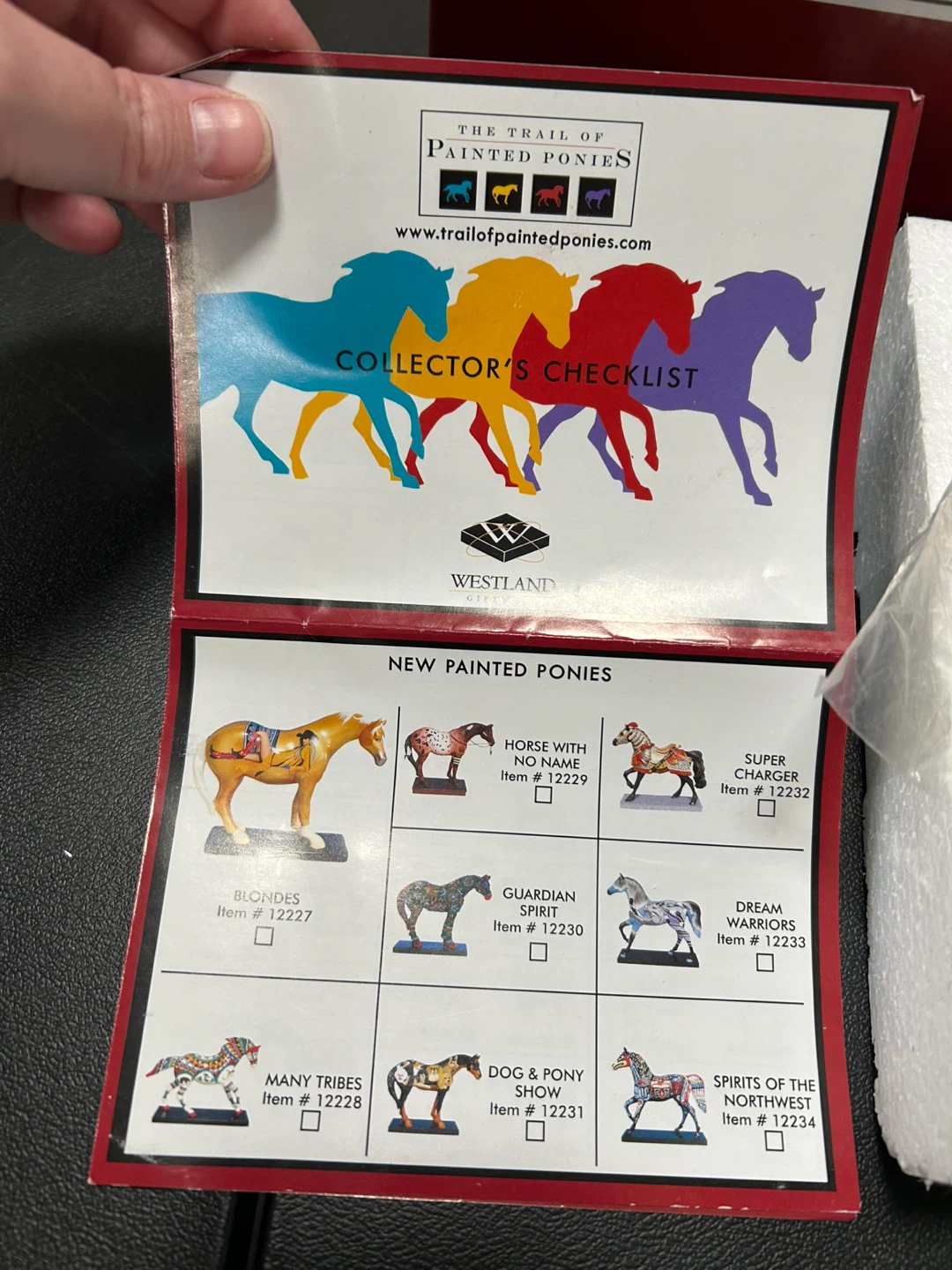 The Trail of Painted Ponies "Blondes" Figurine - photo 4