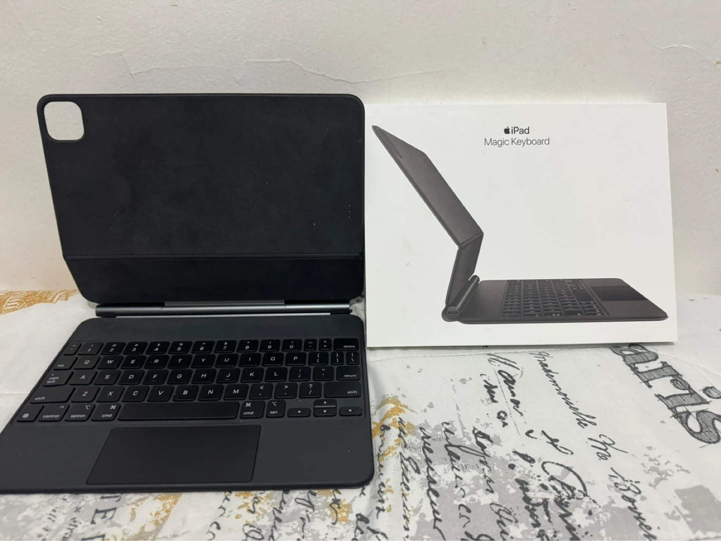 Apple Magic Keyboard for iPad Pro