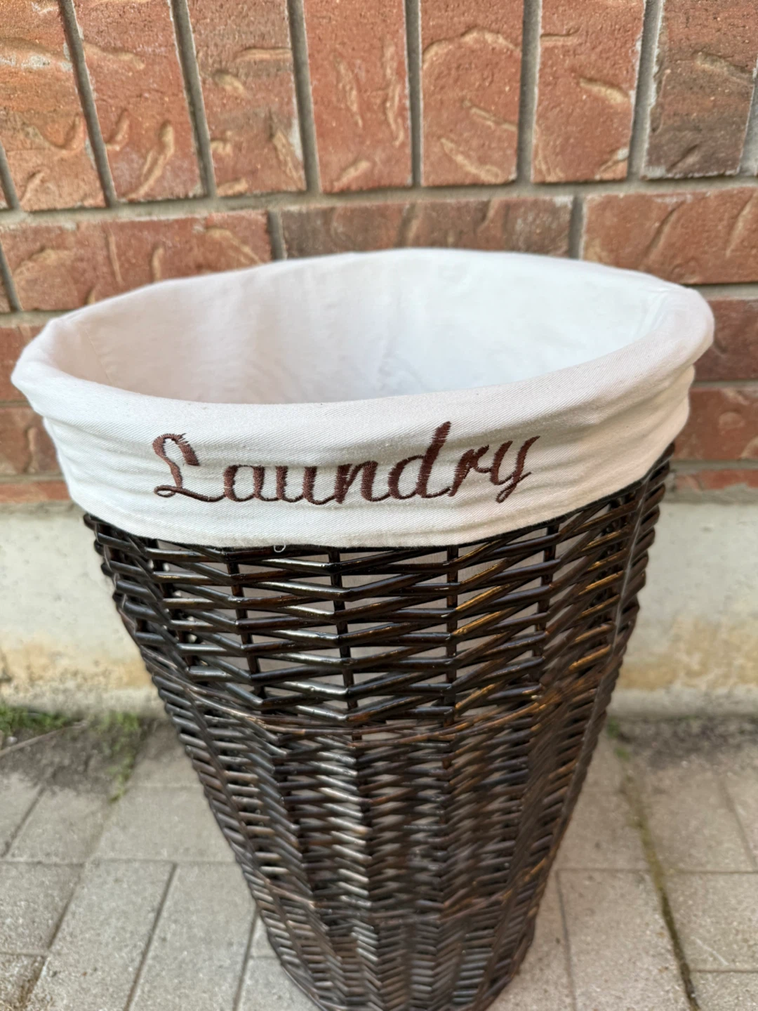 Wicker Laundry Basket - photo 3