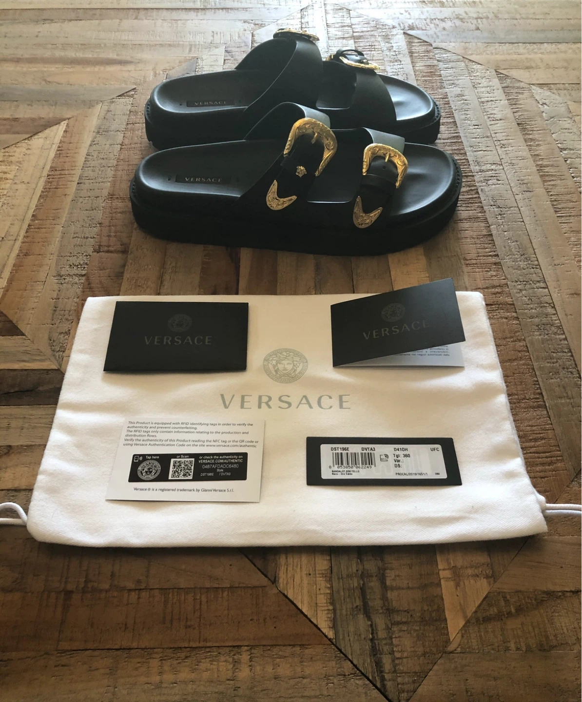 Versace Black Leather Medusa Slides - Size 36 - photo 2