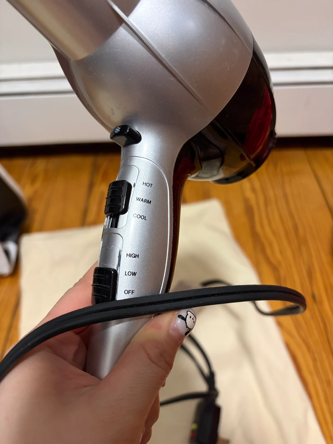 Revlon Lightweight Ionic Ceramic Hair Dryer - photo 2