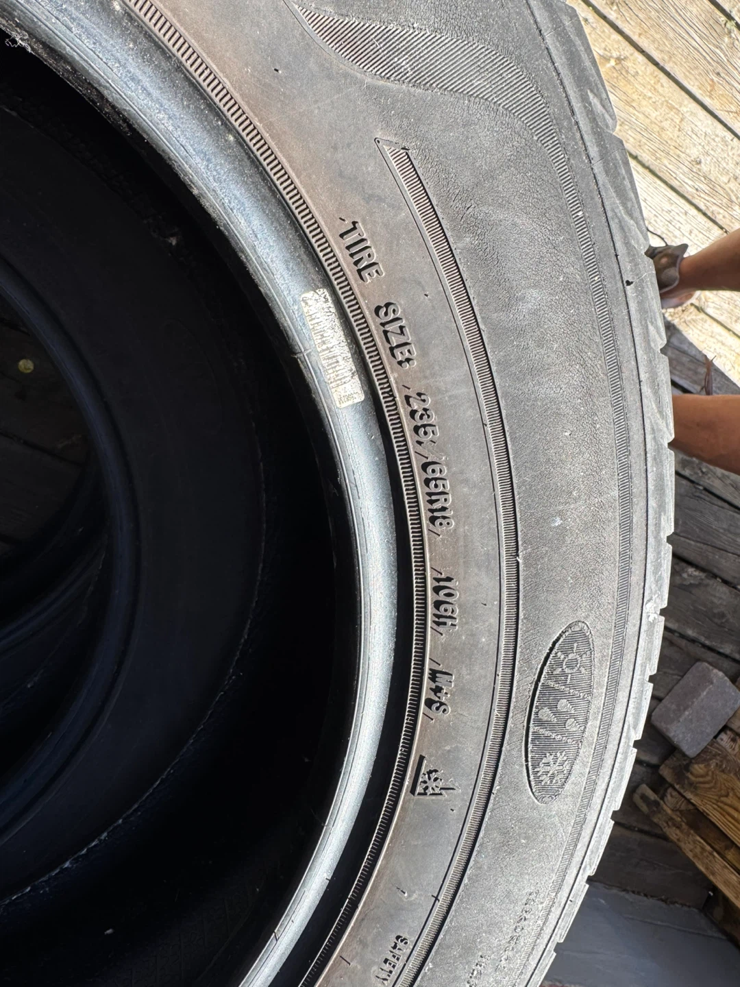 Goodyear Assurance All-Season Tires x 4