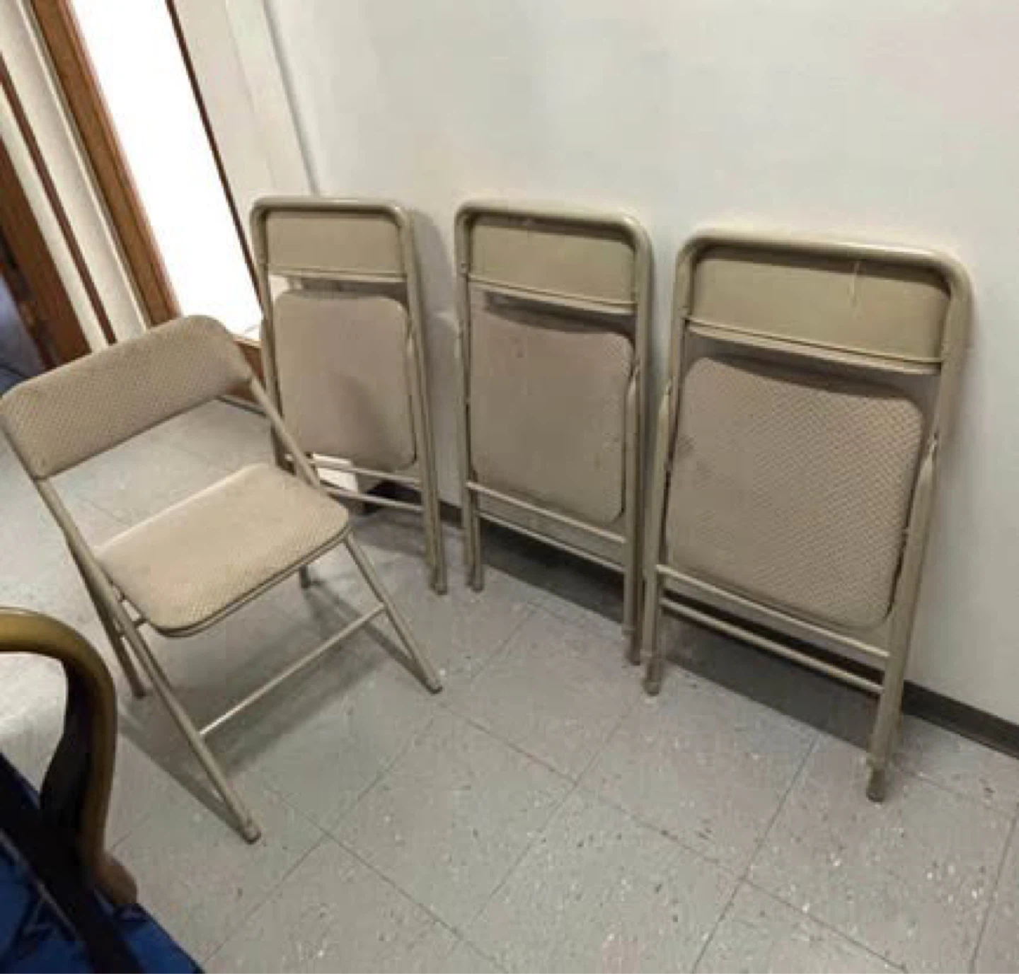 Folding Card Table With 4 Matching Chairs
