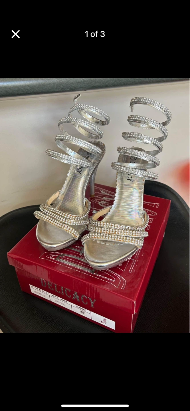 Women's Silver Rhinestone Spiral Heels(5 1/2)
